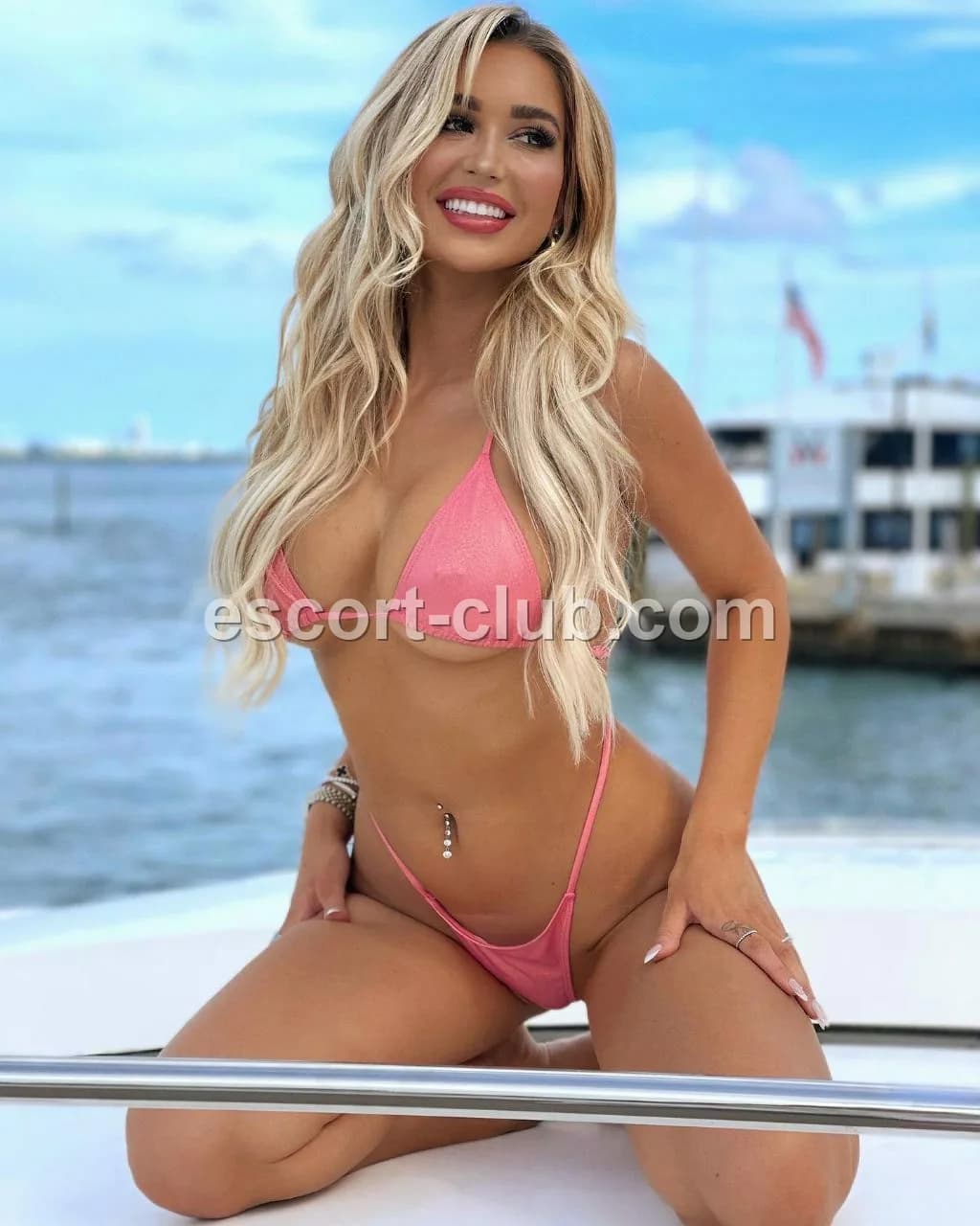 Natalya — Hong Kong escort photo 5