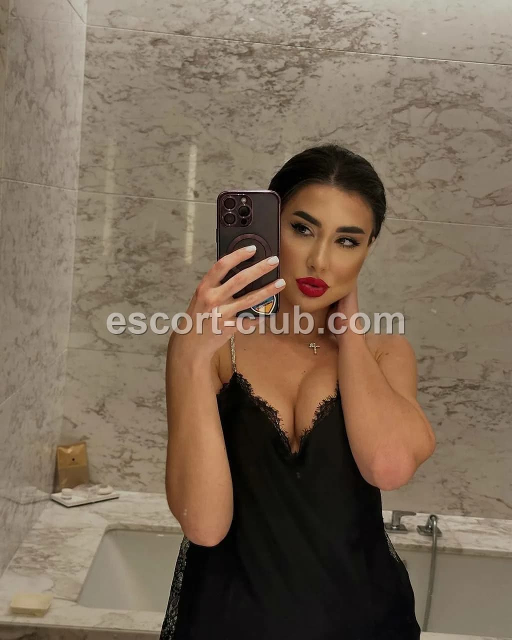Natalyaka — Ajman escort photo 1