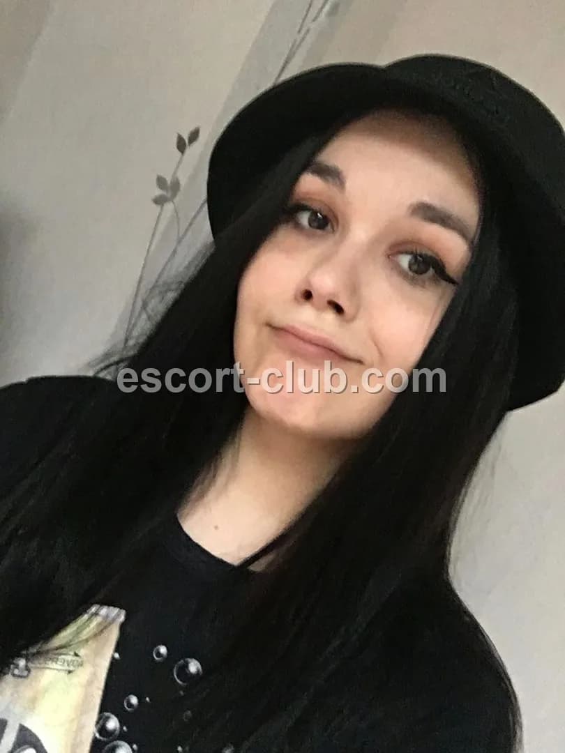Nikaka — escort in Manchester