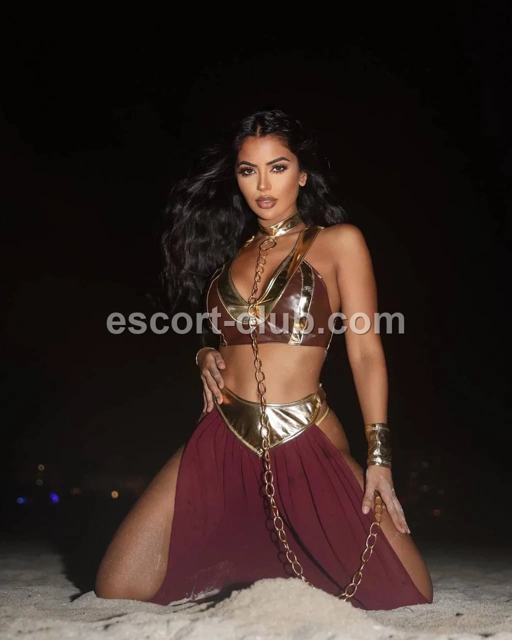 Olechka — Ajman escort photo 4