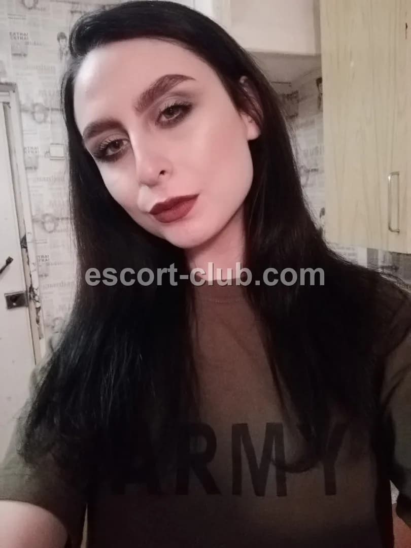 Olechka — escort in Glasgow