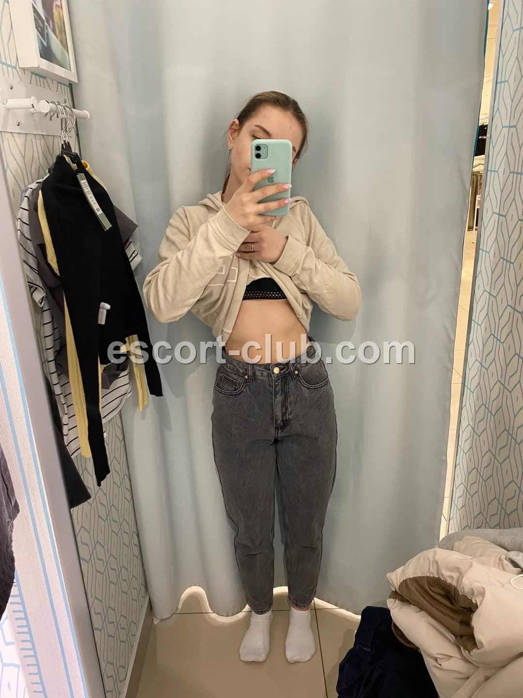 Olechka — escort in Manchester