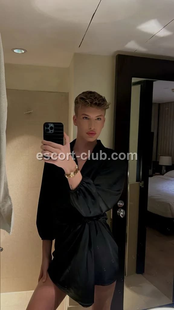 Paul — escort in Liverpool