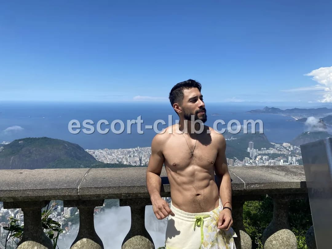 Preston — Liverpool escort photo 2