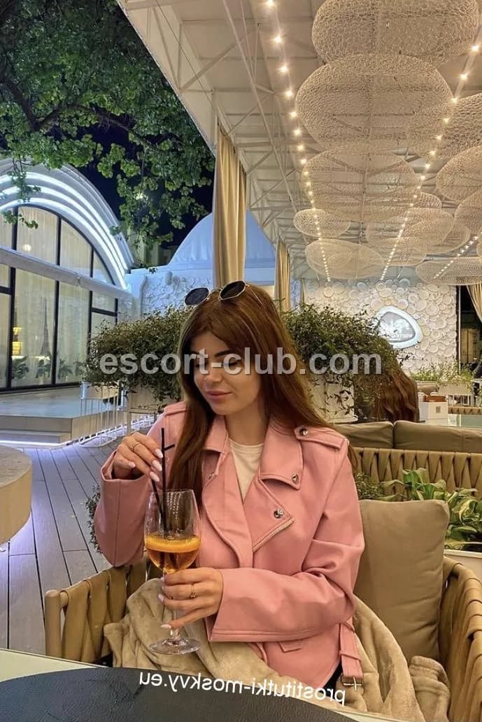 Reginai — Sheffield escort photo 3