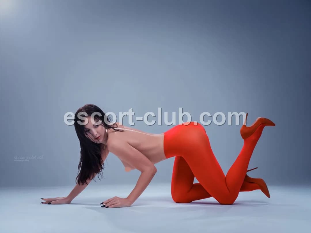 Rimma — Hong Kong escort photo 2