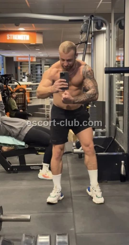 Ryder — Liverpool escort photo 5