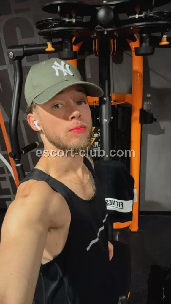 Sergio — Nottingham escort photo 3