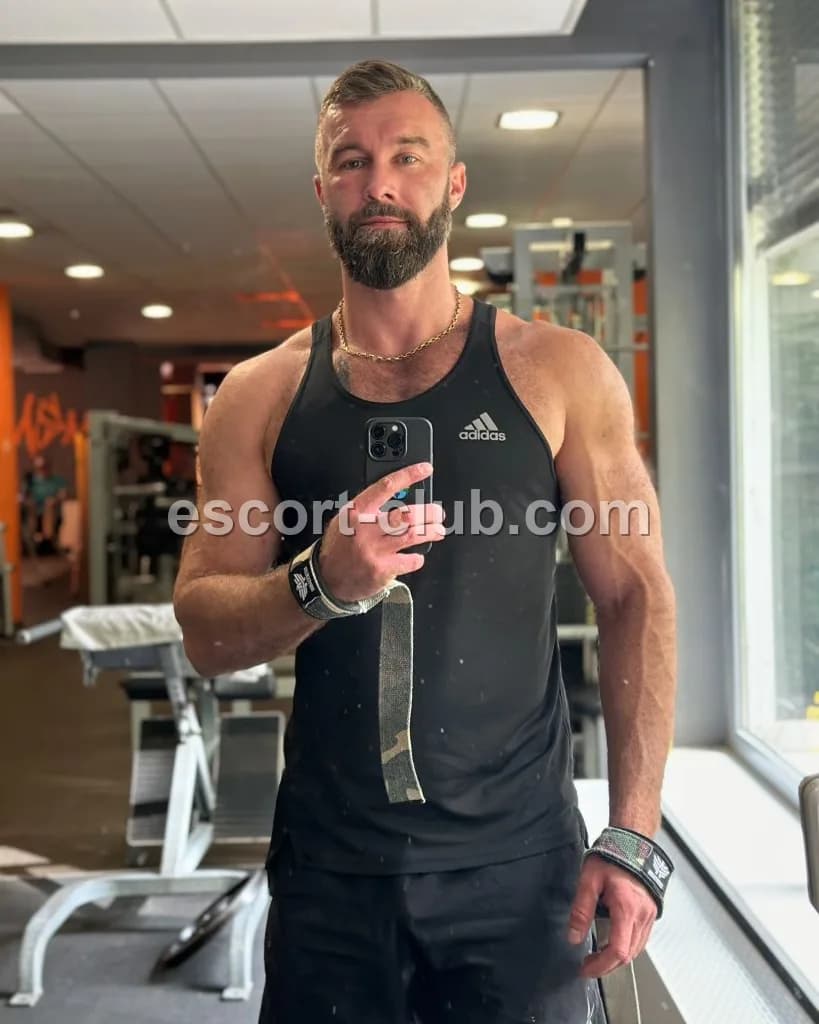 Stanis — Nottingham escort photo 5