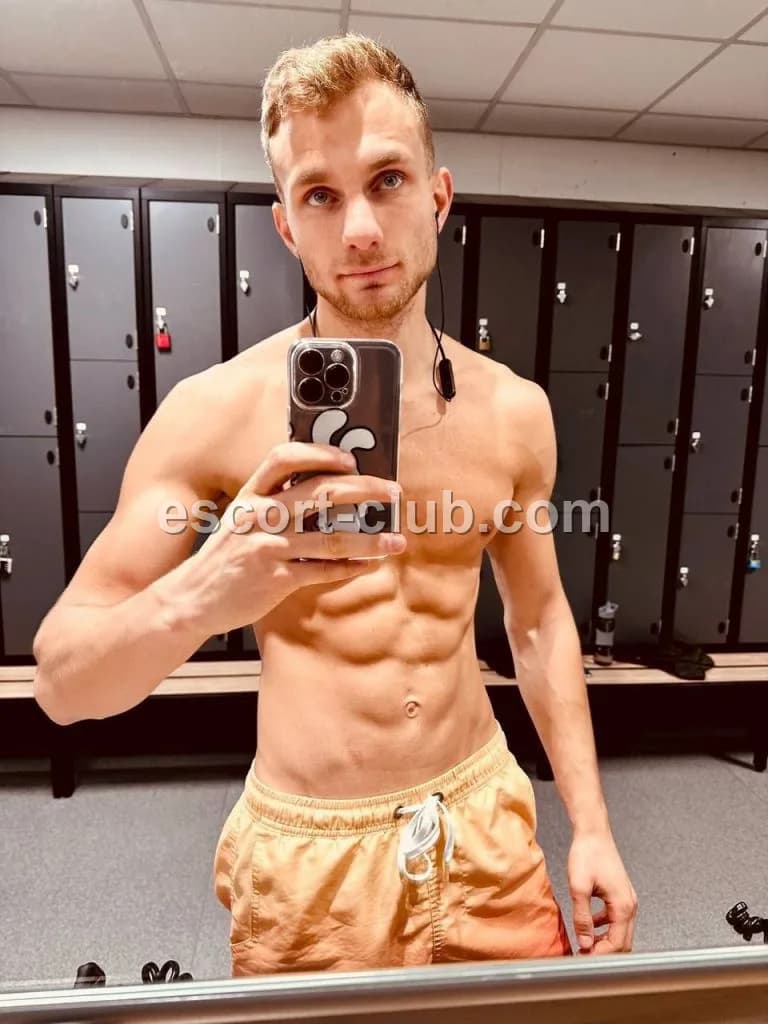 Stanley — Nottingham escort photo 6