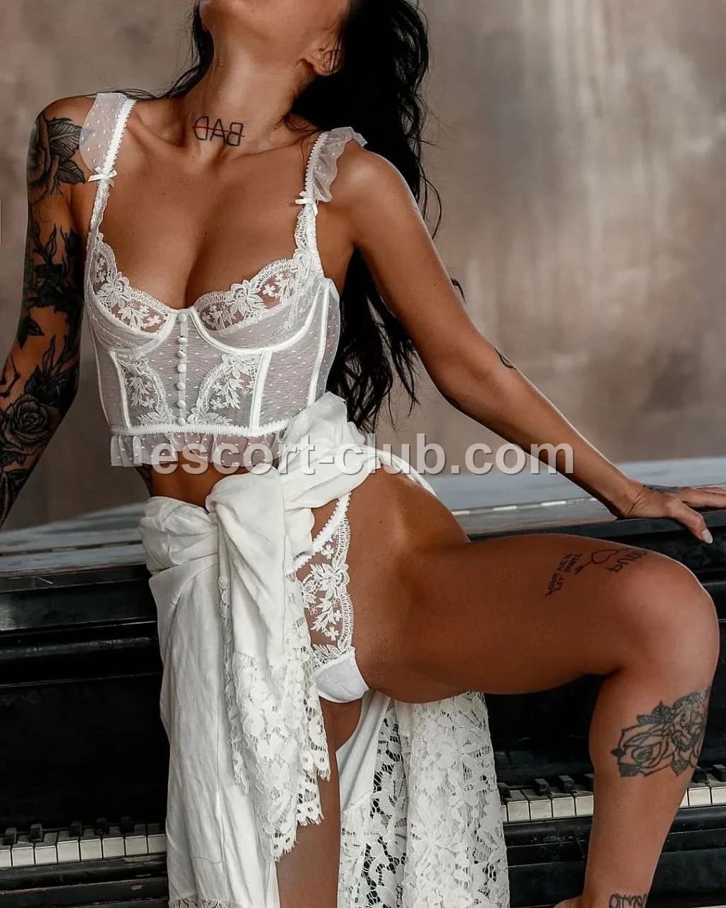 Svetka — Manchester escort photo 2