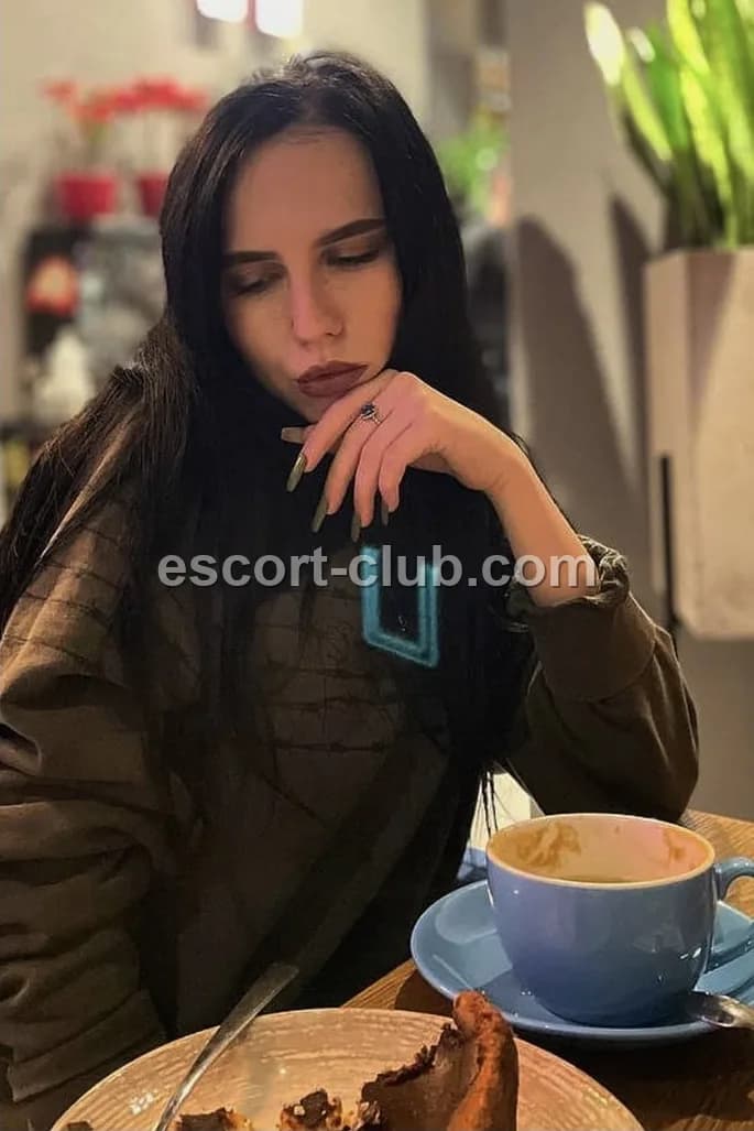 Svetka — Nottingham escort photo 6