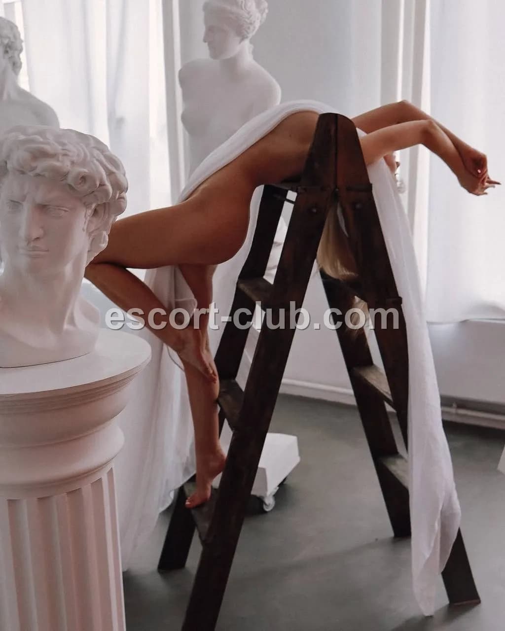 Svetkai — Glasgow escort photo 4