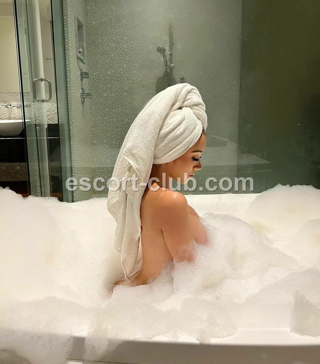 Tatyana — Ajman escort photo 5