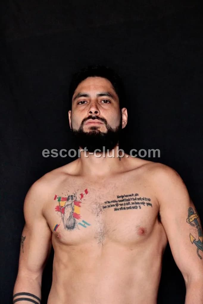 Tito — Dubai escort photo 3