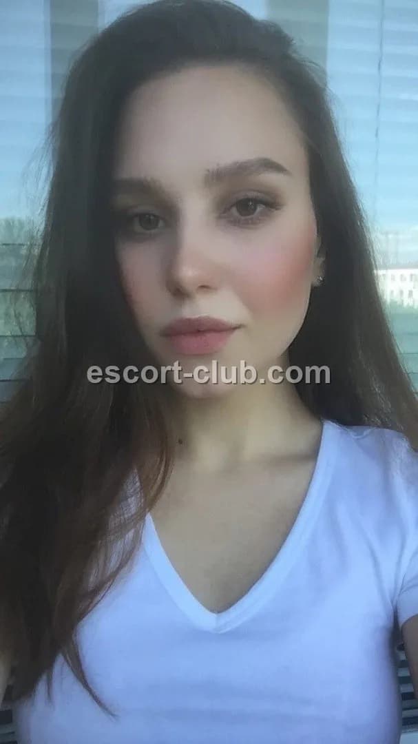 Tonechka — Hong Kong escort photo 2