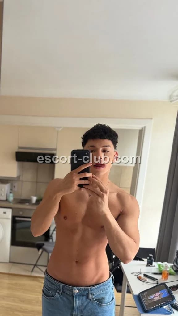 Tonny — escort in Abu Dhabi