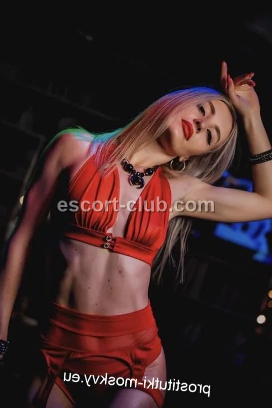 Tonya — escort in Aberdeen