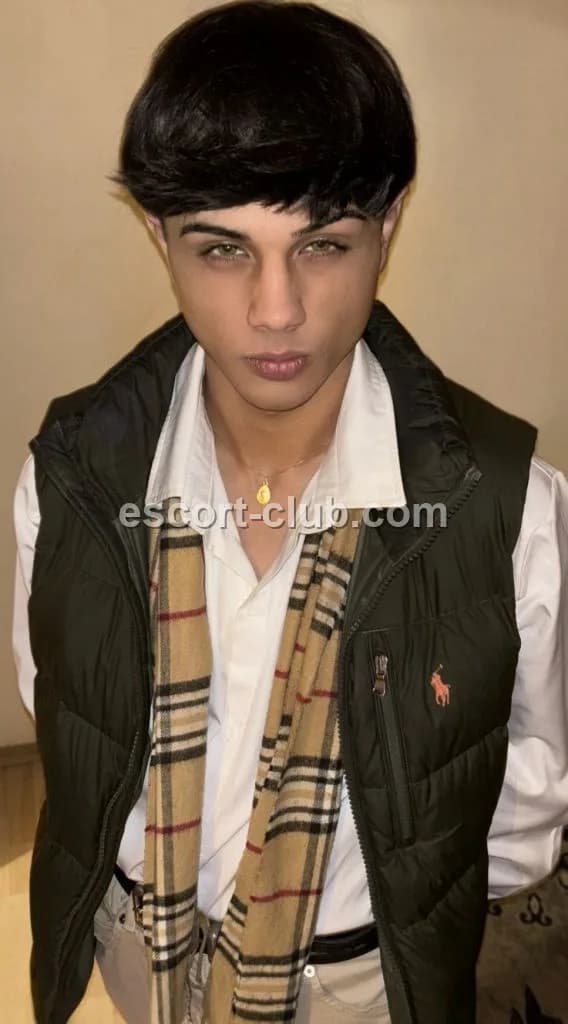Vasily — Ajman escort photo 4