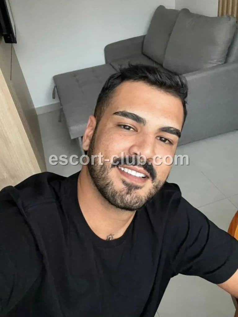 Vensky — escort in Ajman