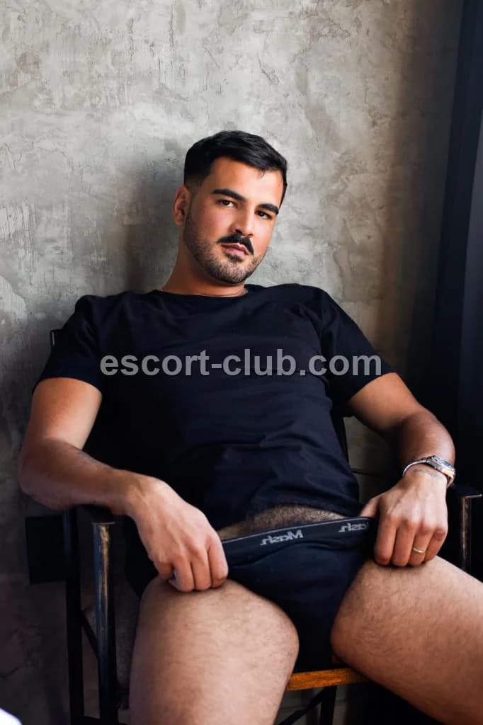 Vensky — Ajman escort photo 4