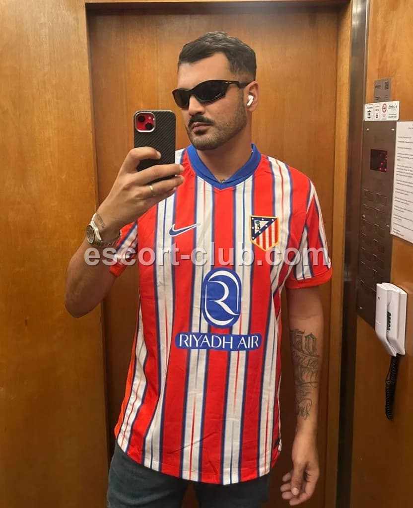 Vensky — Ajman escort photo 5