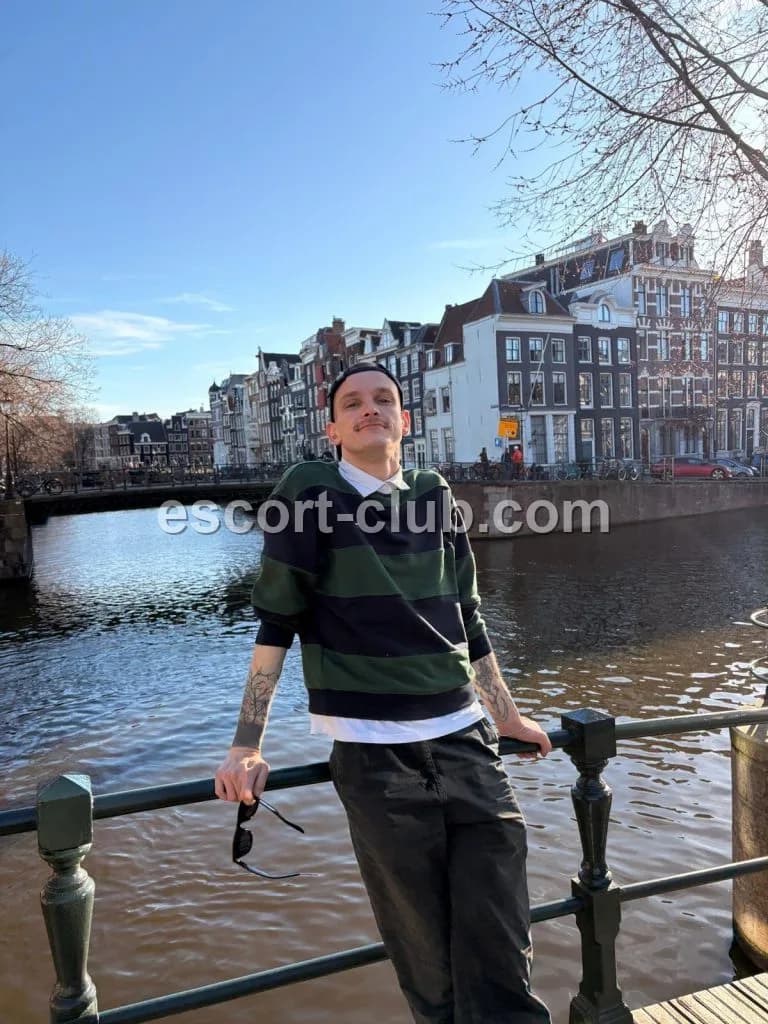 Vernon — Hong Kong escort photo 2