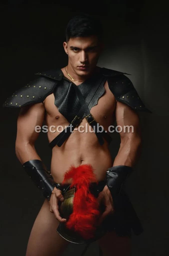Vicente — Hong Kong escort photo 3