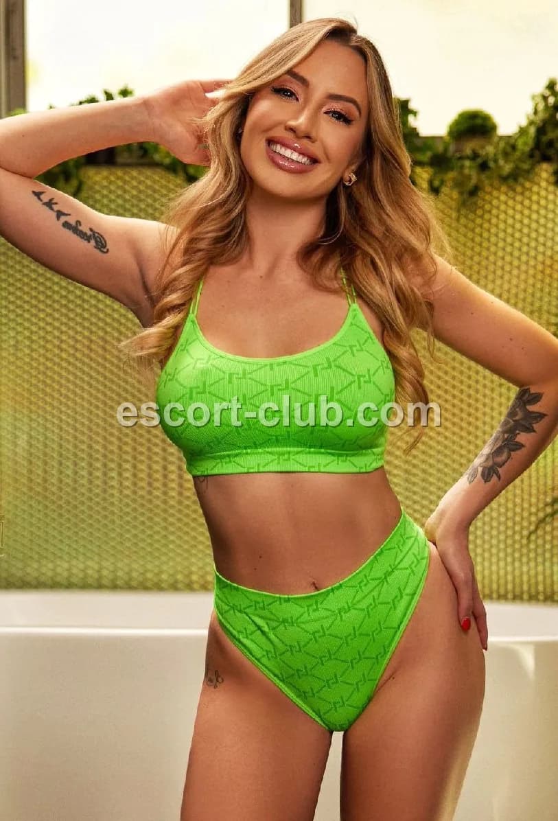 Vicky — Ajman escort photo 2