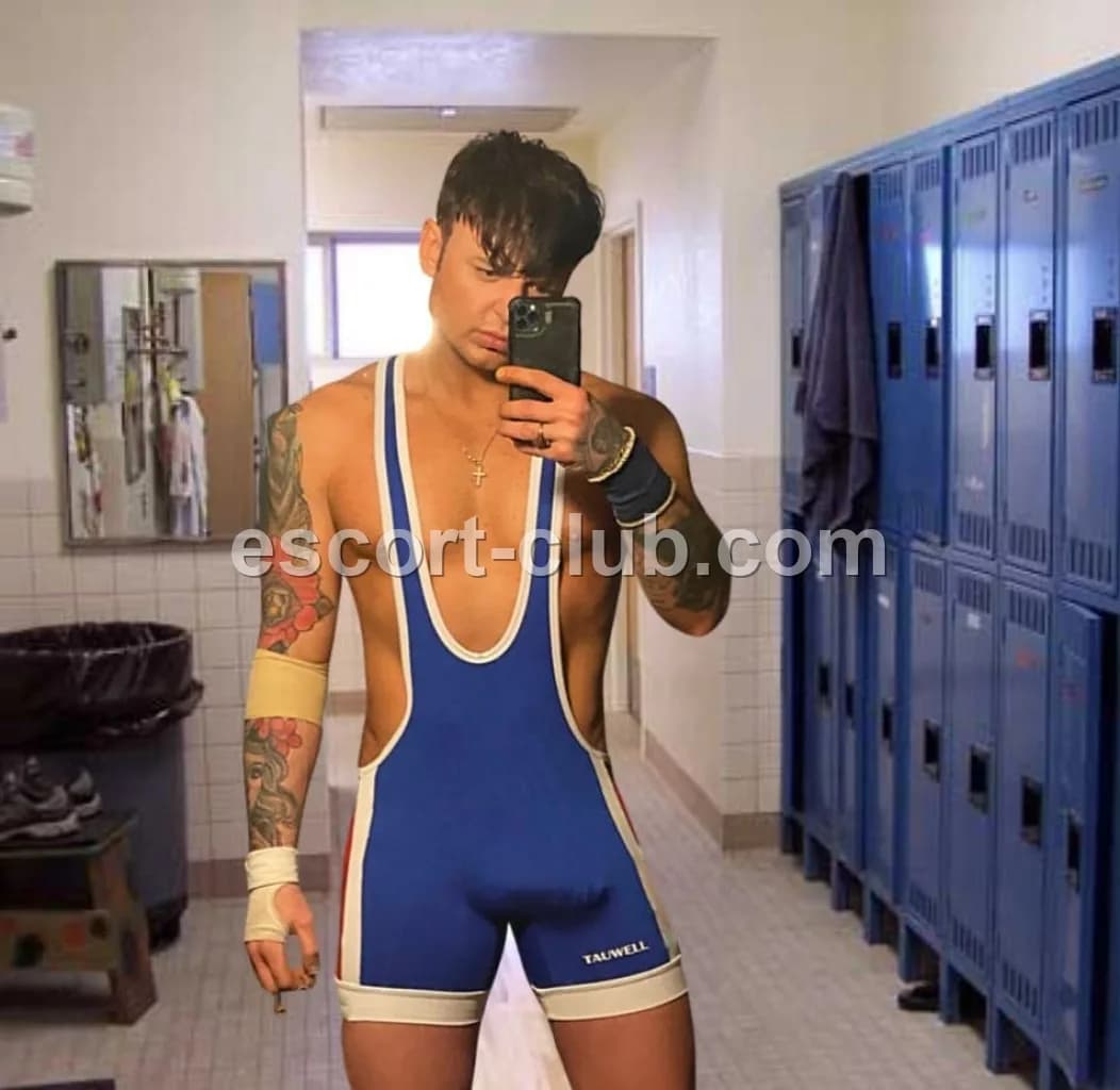 Vince — escort in Hong Kong