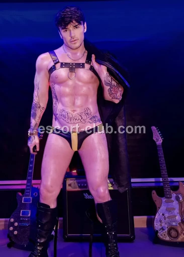 Vince — Hong Kong escort photo 2