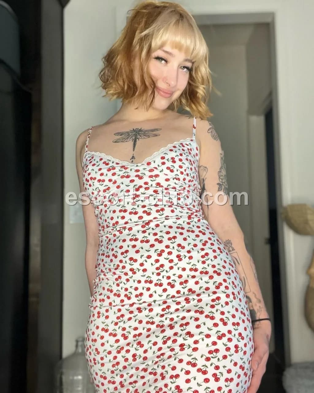 Yulya — Sheffield escort photo 4
