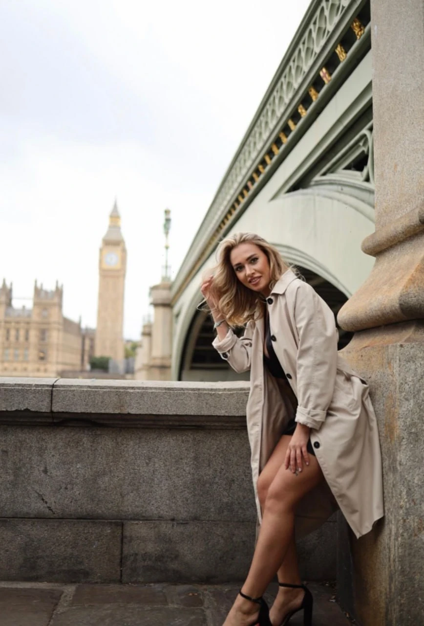 High-Class Blonde Escort Arina in London